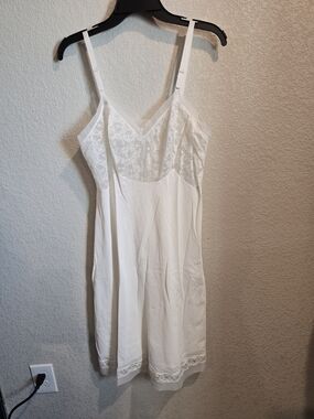 Vintage Charmode Sears White Lace Nylon Tricot Full Slip Dress - Size 38